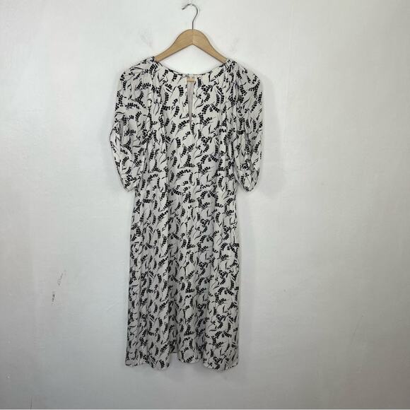 Lewit Black White Floral Silk Slit Neck Tulip Sleeves Dress Size 14 - Picture 3 of 16